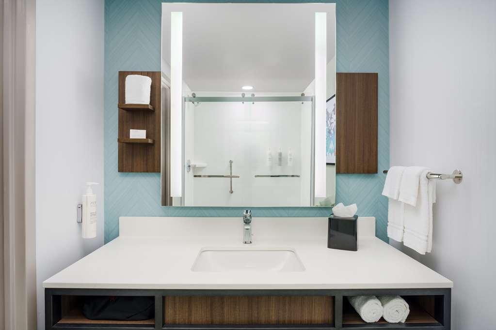 Hilton Garden Inn Лейк-Мері Номер фото